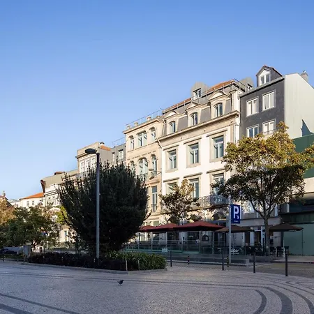 Box Market Square Porto